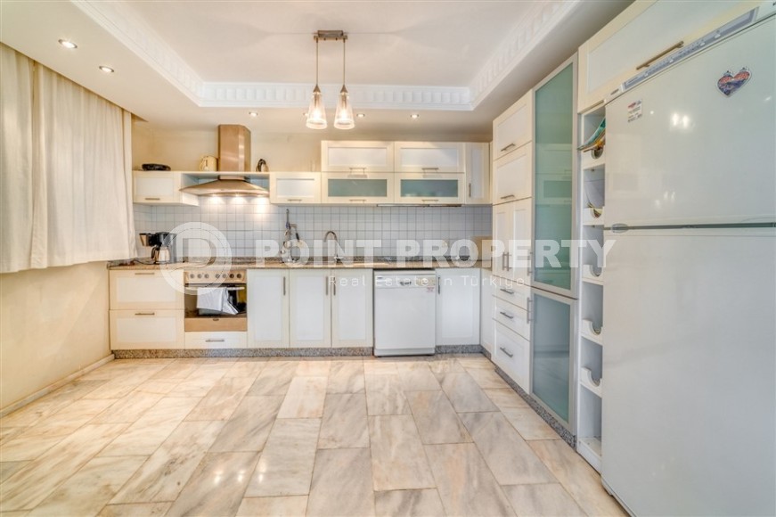 Large two-level apartment 4+1, with a total area of 280 m2, on the 1st and 2nd floors in a picturesque, comfortable residential complex, built in 2006-id-6704-photo-3