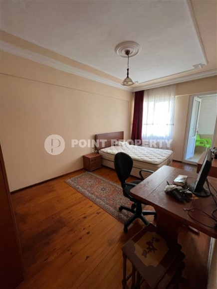 Affordable, furnished 2+1 apartment with a total area of 110 m2, in the center of the popular Mediterranean resort - Alanya-id-6705-photo-3