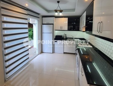 Comfortable two-level apartment 2+1, with a spacious garden terrace, 400 meters from the sea, in the center of a picturesque, well-kept area of Alanya - Kestel-id-6706-photo-5