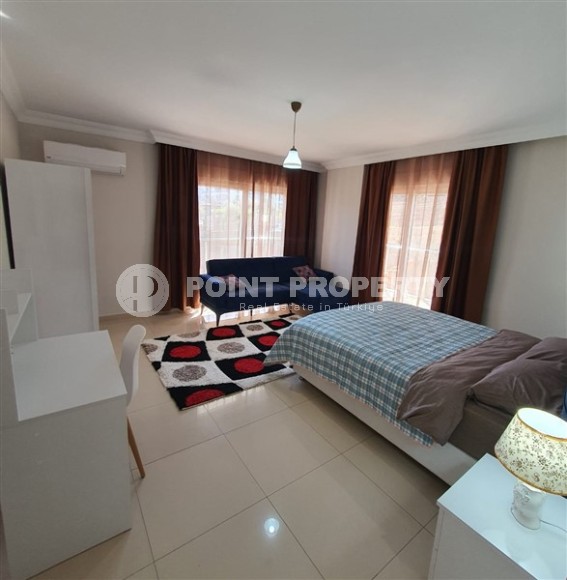 Комфортабельная двухуровневая квартира 2+1, с просторной террасой в саду, в 400 метрах от моря, в центре живописного, ухоженного района Аланьи - Кестель-id-6706-фото-7