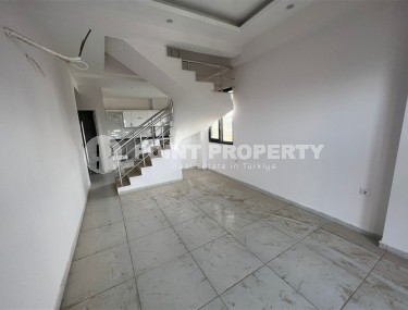 Новая квартира с чистовой отделкой, на 7-м этаже с мансардой, в жилом комплексе, введенном в эксплуатацию в 2023 году-id-6707-фото-2