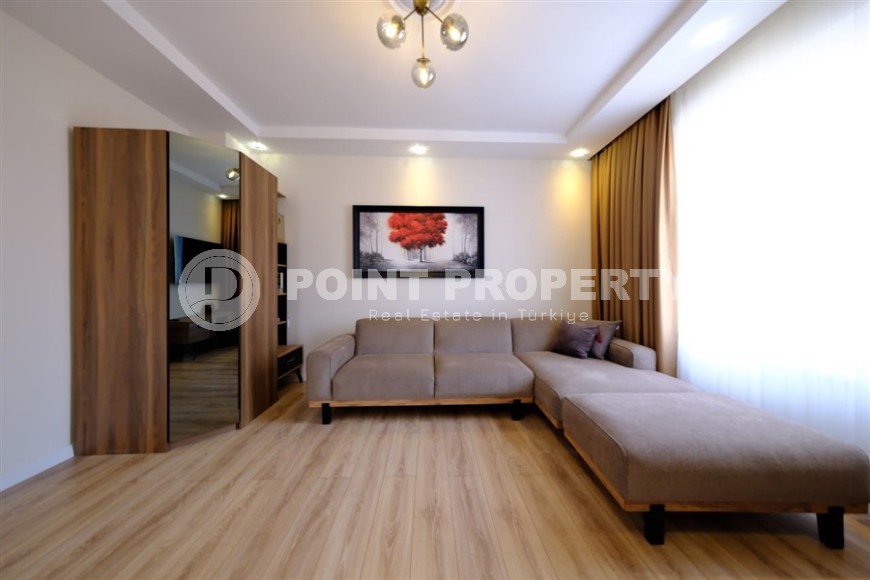 3-storey twin villa 450 meters from the sea, in a prestigious, picturesque area of Alanya - Kestel-id-6709-photo-4