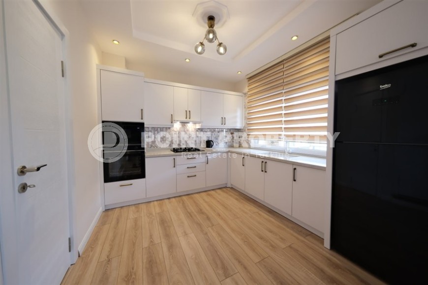 3-storey twin villa 450 meters from the sea, in a prestigious, picturesque area of Alanya - Kestel-id-6709-photo-6