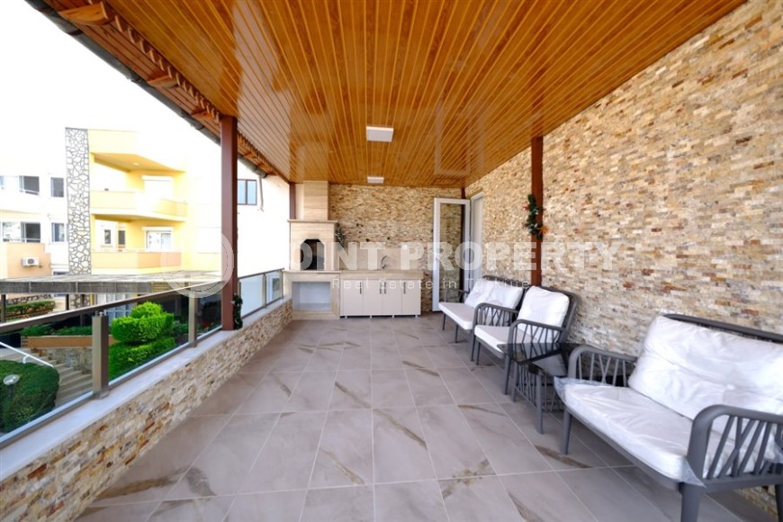3-storey twin villa 450 meters from the sea, in a prestigious, picturesque area of Alanya - Kestel-id-6709-photo-17