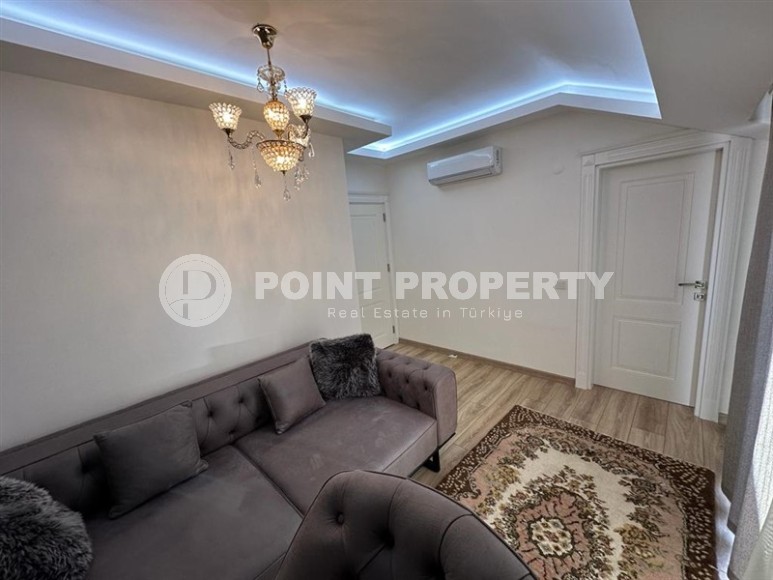 Большая двухуровневая квартира 3+1, общей площадью 230 м2, на 5-м этаже с мансардой, в центре района Махмутлар-id-6710-фото-11