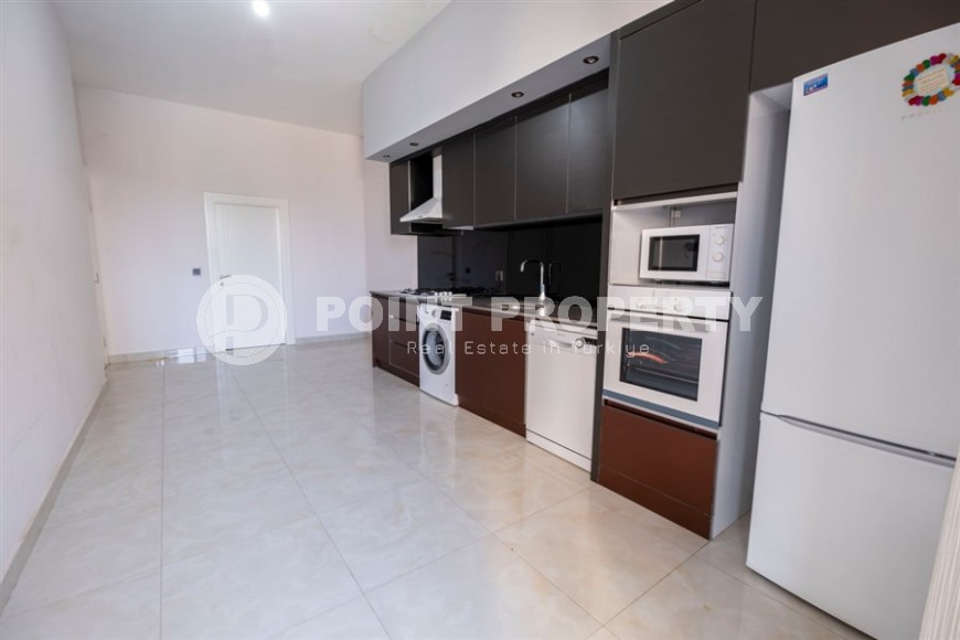 Просторная квартира 3+1, общей площадью 160 м2, в 450 метрах от моря, в современном районе Аланьи - Махмутлар-id-6721-фото-4