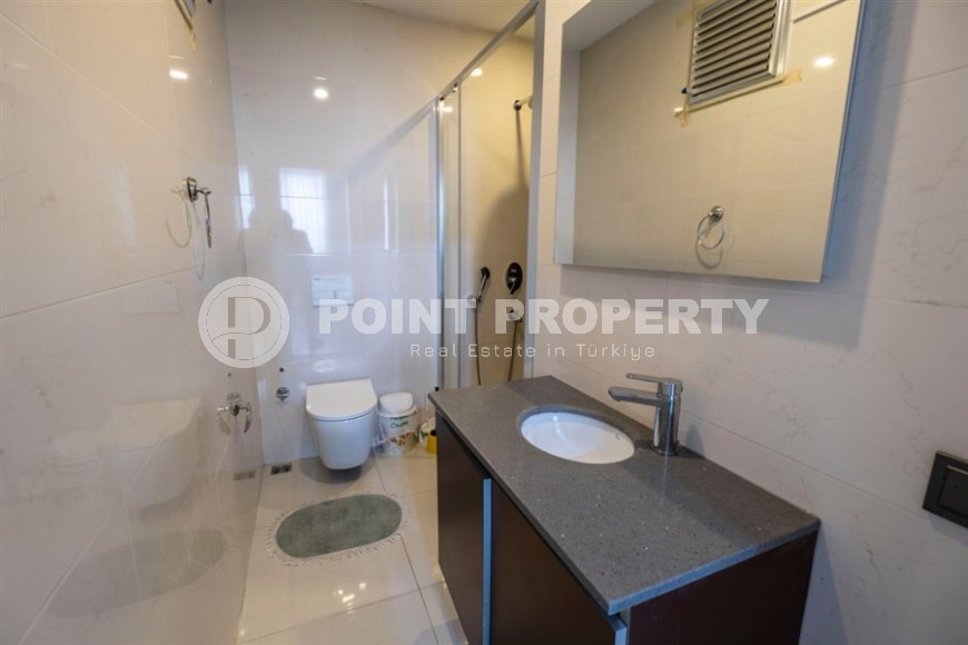 Просторная квартира 3+1, общей площадью 160 м2, в 450 метрах от моря, в современном районе Аланьи - Махмутлар-id-6721-фото-9