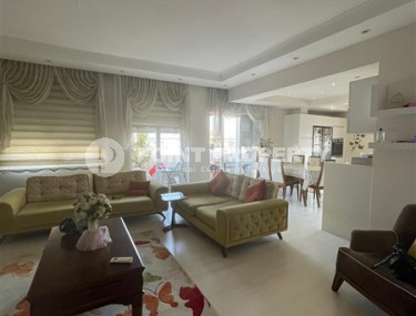 Доступная по цене квартира с отличной локацией в 250 метрах от моря, в центре Аланьи-id-6725-фото-3