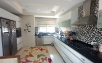 Affordable apartment with an excellent location 250 meters from the sea, in the center of Alanya-id-6725-photo-8