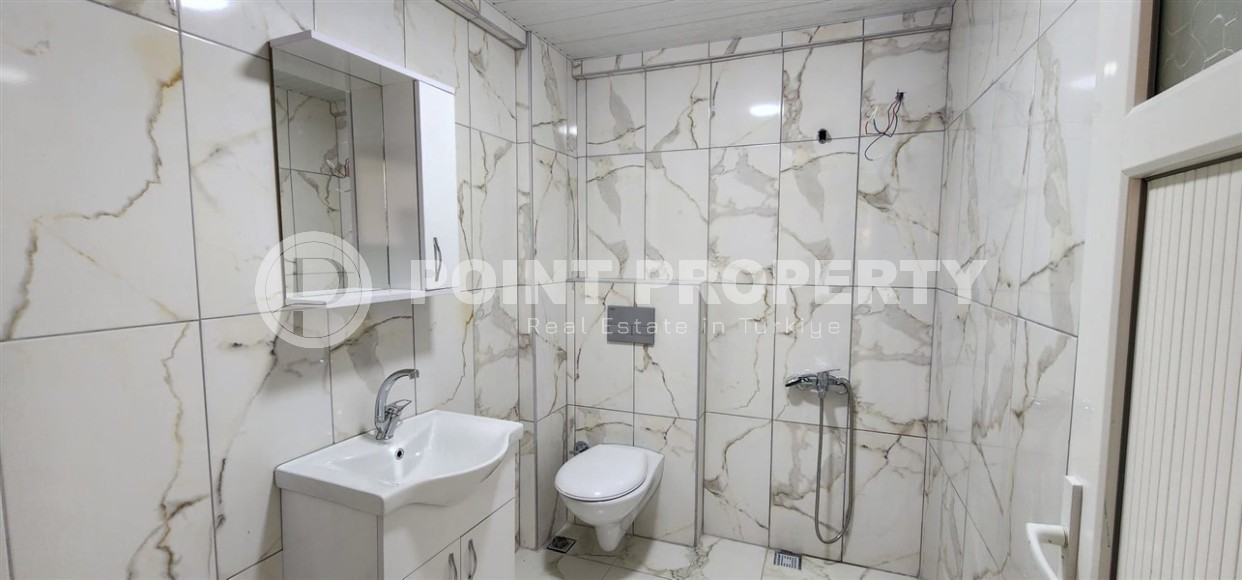 Квартира с чистовой отделкой на 2-м этаже в доме 2003 года постройки, в центре Аланьи-id-6726-фото-14