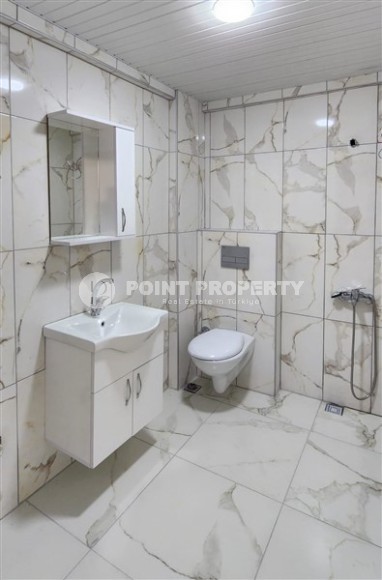 Квартира с чистовой отделкой на 2-м этаже в доме 2003 года постройки, в центре Аланьи-id-6726-фото-15