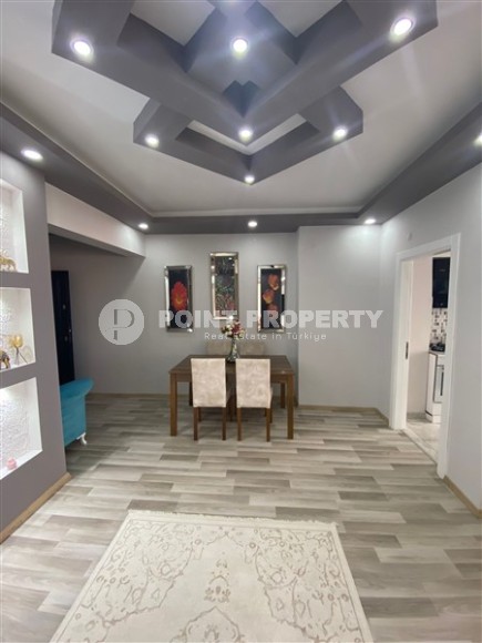 Apartment with modern design and new high-quality renovation, on the 4th floor in a building built in 1990-id-6728-photo-4