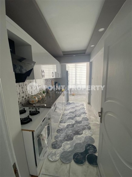 Apartment with modern design and new high-quality renovation, on the 4th floor in a building built in 1990-id-6728-photo-6