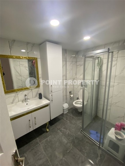 Apartment with modern design and new high-quality renovation, on the 4th floor in a building built in 1990-id-6728-photo-10