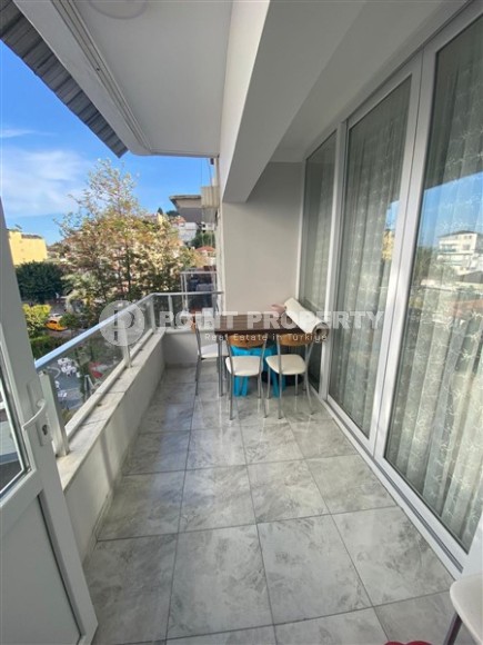 Apartment with modern design and new high-quality renovation, on the 4th floor in a building built in 1990-id-6728-photo-12