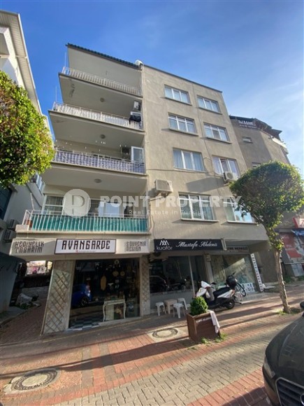 Apartment with modern design and new high-quality renovation, on the 4th floor in a building built in 1990-id-6728-photo-16