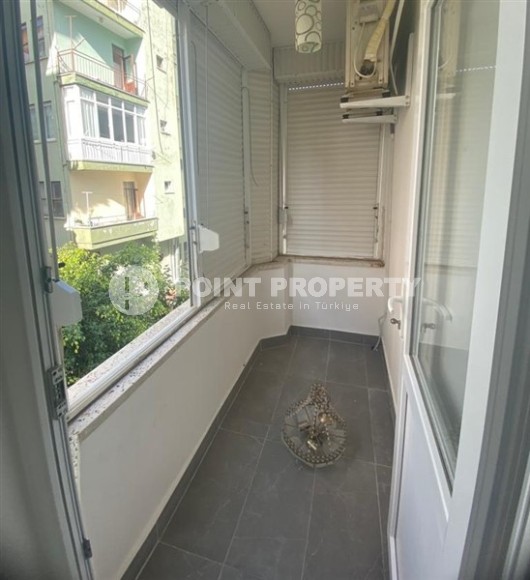 Ready-to-move-in apartment with modern furniture and all necessary appliances, 650 meters from the sea-id-6730-photo-9