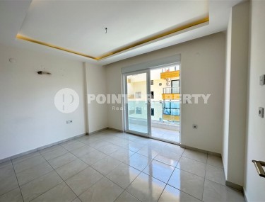 Spacious apartment with high-quality finishing, in the very center of the popular area of Alanya - Mahmutlar-id-6731-photo-4