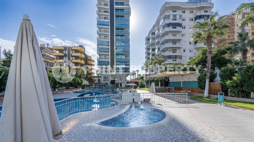 Панорамная квартира с видом на море, на 10-м этаже, в центре района Махмутлар-id-6742-фото-16