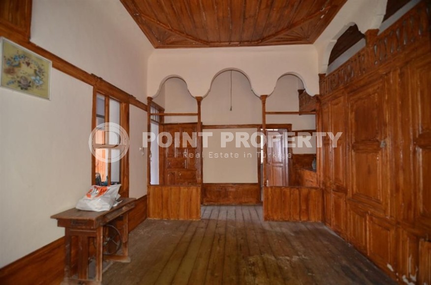 Частный дом 2000 года постройки в центре старого города, в 500 метрах от моря-id-6743-фото-3