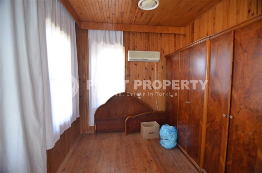 Частный дом 2000 года постройки в центре старого города, в 500 метрах от моря-id-6743-фото-6