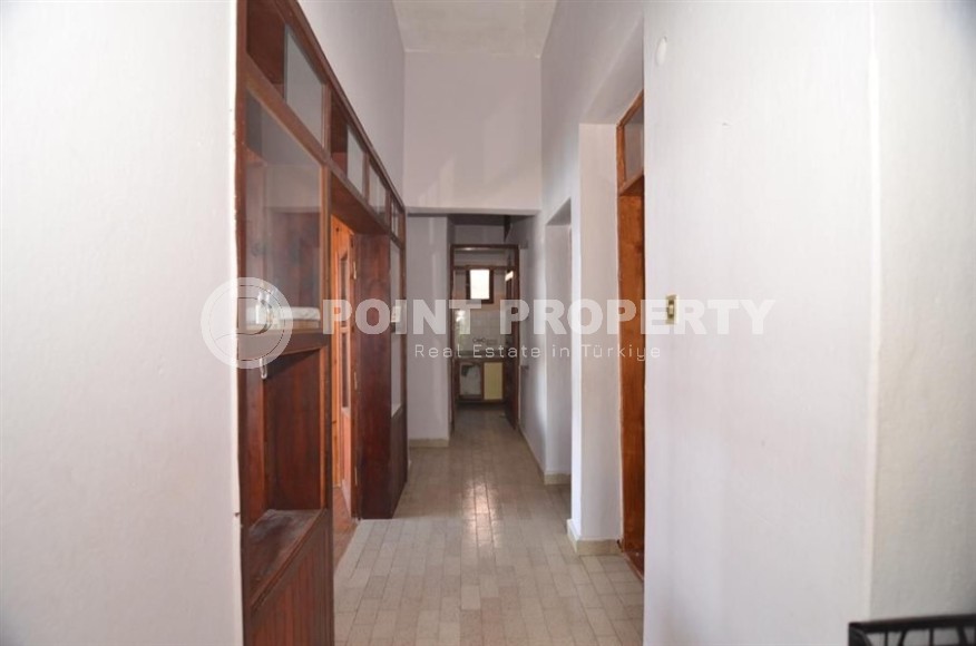 Частный дом 2000 года постройки в центре старого города, в 500 метрах от моря-id-6743-фото-10