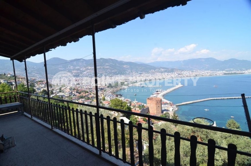 Частный дом 2000 года постройки в центре старого города, в 500 метрах от моря-id-6743-фото-11