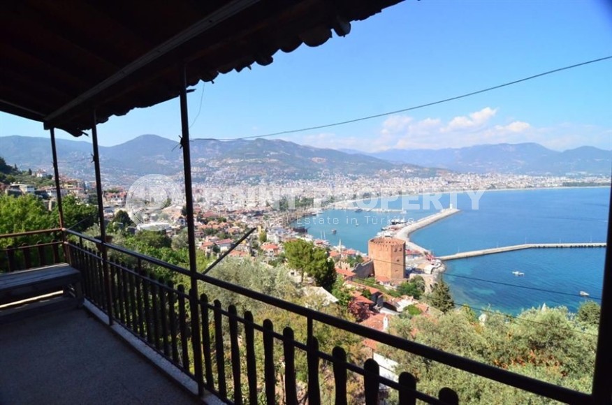 Частный дом 2000 года постройки в центре старого города, в 500 метрах от моря-id-6743-фото-12