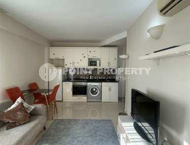 Небольшая квартира с мебелью и бытовой техникой, в 350 метрах от моря, в центре района Оба-id-6745-фото-3