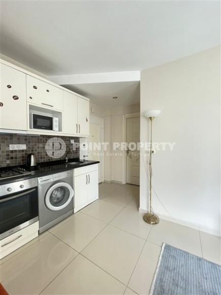 Small apartment with furniture and household appliances, 350 meters from the sea, in the center of Oba district-id-6745-photo-4