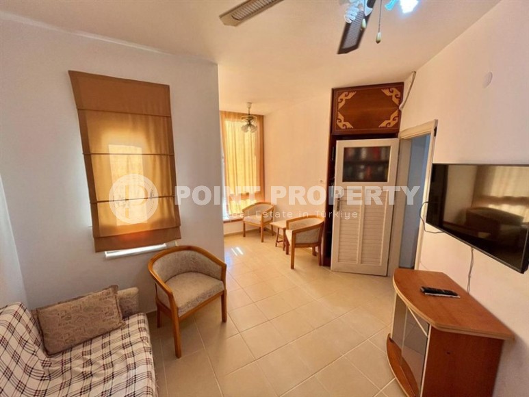 Двухэтажная вилла с просторным садом, в 150 метрах от моря, в живописном районе Аланьи - Демирташ-id-6746-фото-2