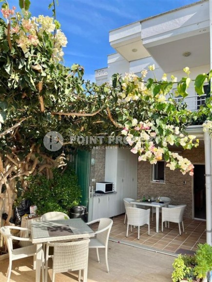 Двухэтажная вилла с просторным садом, в 150 метрах от моря, в живописном районе Аланьи - Демирташ-id-6746-фото-14