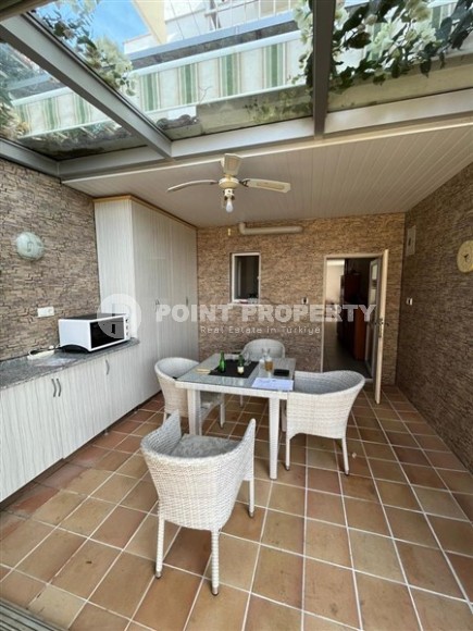 Двухэтажная вилла с просторным садом, в 150 метрах от моря, в живописном районе Аланьи - Демирташ-id-6746-фото-15