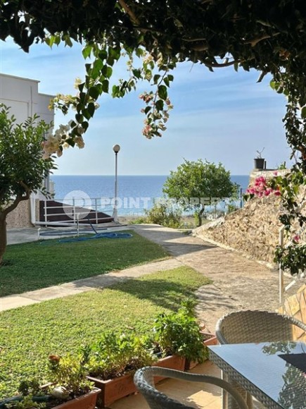 Двухэтажная вилла с просторным садом, в 150 метрах от моря, в живописном районе Аланьи - Демирташ-id-6746-фото-16