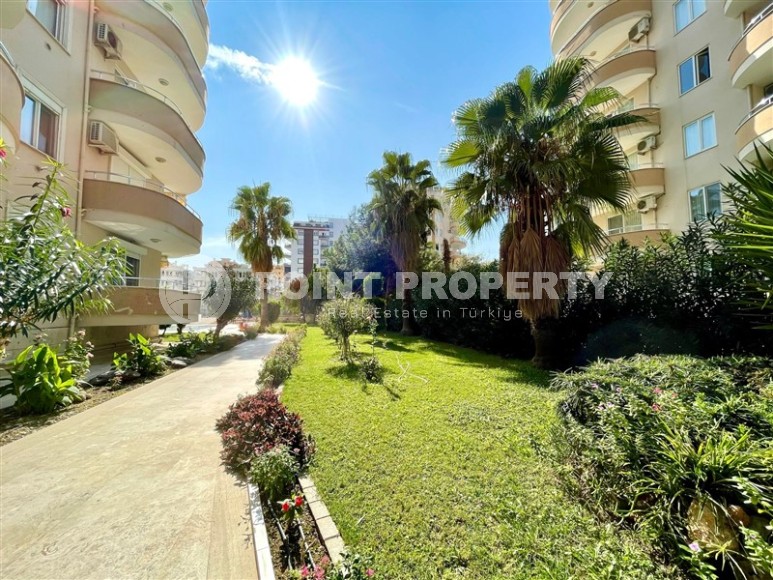 Panoramic apartment with sea and mountain views, on the 11th floor with attic, in the center of Mahmutlar-id-6747-photo-20