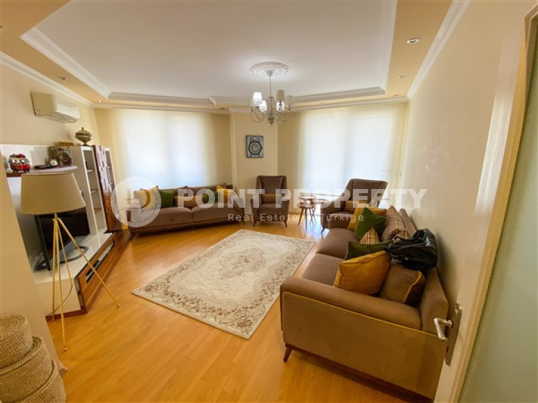 View furnished three-room apartment, 110m², in the center of Alanya-id-1528-photo-8