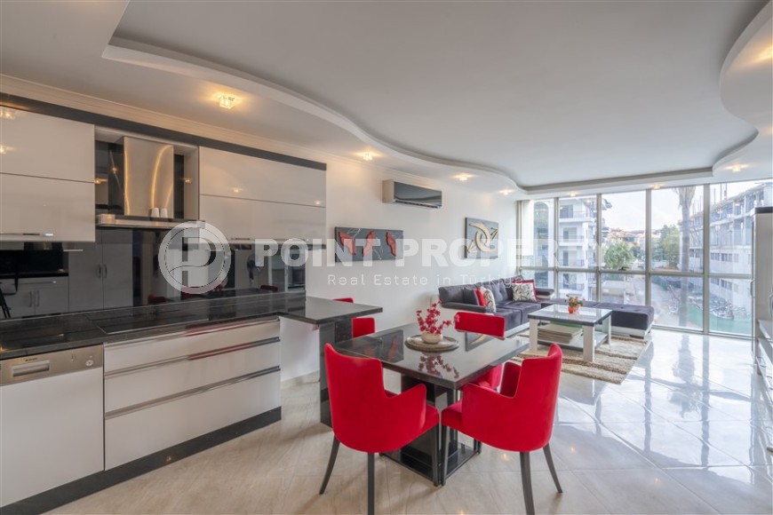 Комфортабельная квартира с современным дизайном, на 3-м этаже в жилом комплексе с богатой внутренней инфраструктурой-id-6753-фото-4