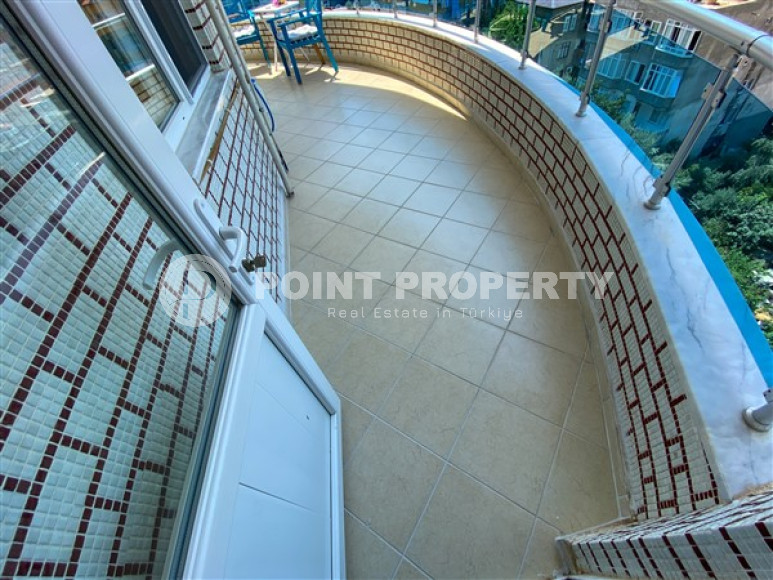 View furnished three-room apartment, 110m², in the center of Alanya-id-1528-photo-13