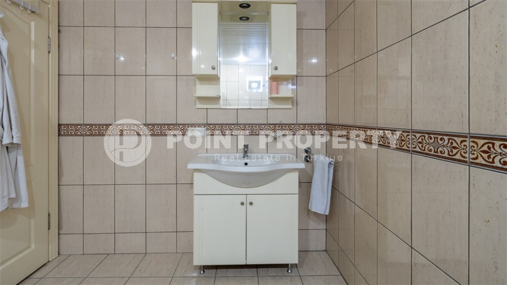 Просторная квартира 2+1 в центре района Нижняя Оба, с возможностью получения гражданства Турции-id-6754-фото-7