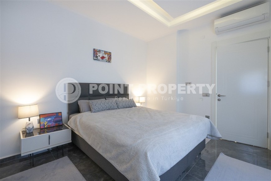 New apartment with modern design, 1100 meters from the sea, in a cozy area of Alanya - Lower Oba-id-6757-photo-5
