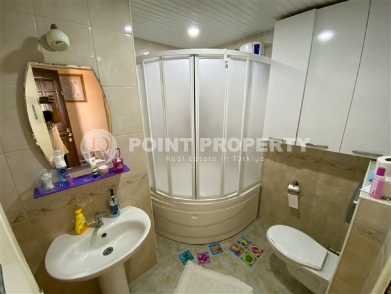 View furnished three-room apartment, 110m², in the center of Alanya-id-1528-photo-23