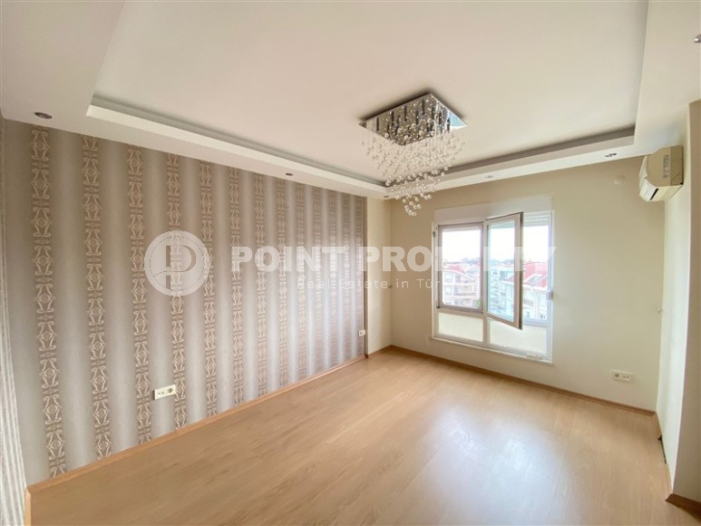 Large linear apartment 4+2, with a total area of 350 m2, on the 5th floor in a comfortable residential complex built in 2012-id-6759-photo-8