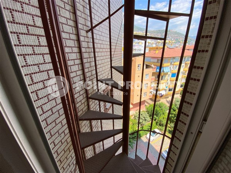 View furnished three-room apartment, 110m², in the center of Alanya-id-1528-photo-26