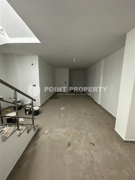 Commercial space for an office or outlet 550 meters from the sea, in the center of Mahmutlar-id-6762-photo-4