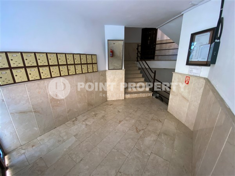View furnished three-room apartment, 110m², in the center of Alanya-id-1528-photo-29