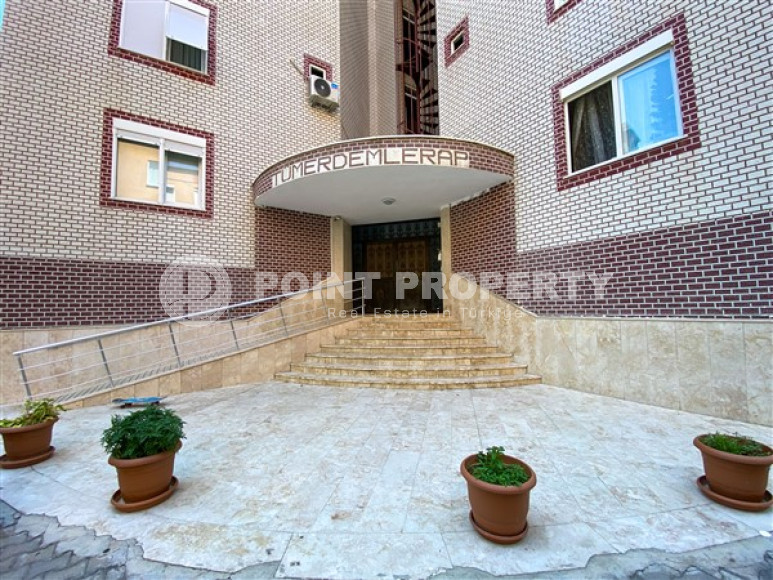 View furnished three-room apartment, 110m², in the center of Alanya-id-1528-photo-30