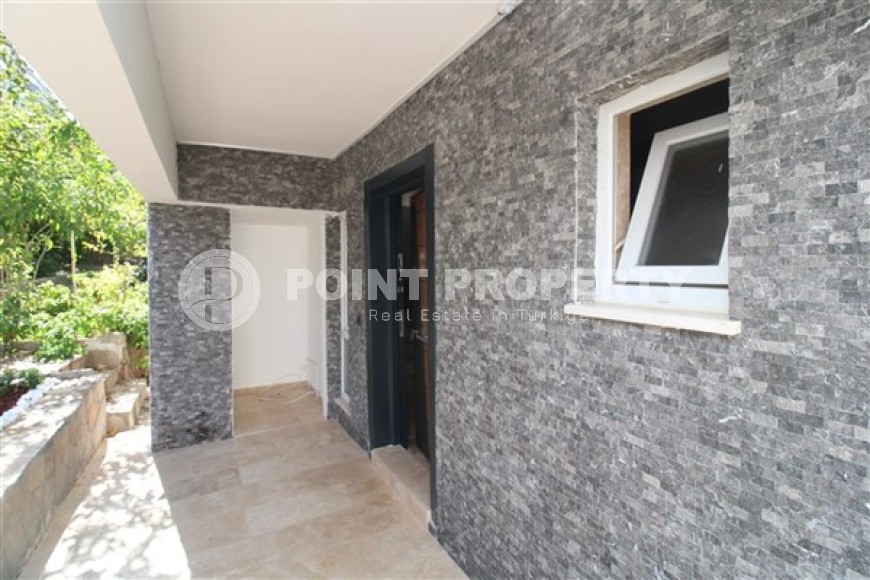 3-этажная вилла 2000 года постройки в километре от моря, в зеленом, экологически чистом районе Аланьи - Каргыждак-id-6775-фото-18