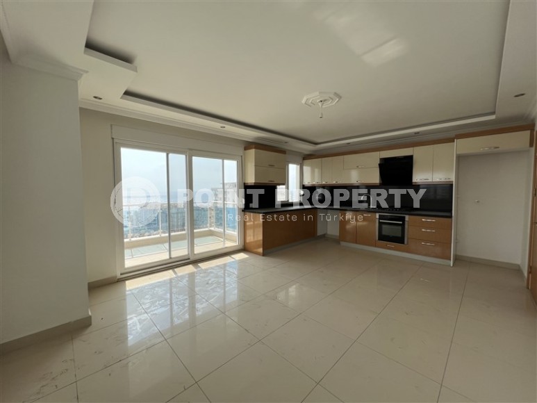 Панорамная двухуровневая квартира 3+2, на площади 250 м2, в комфортабельном жилом комплексе, построенном в 2016 году-id-6776-фото-2