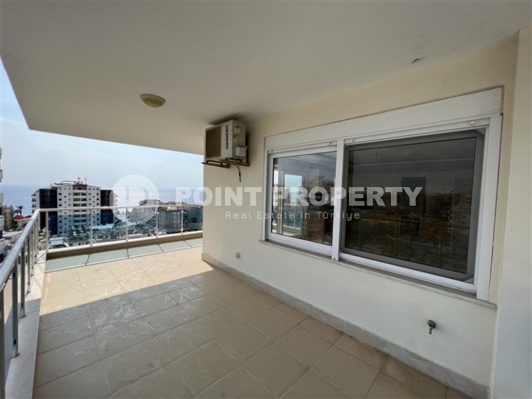 Панорамная двухуровневая квартира 3+2, на площади 250 м2, в комфортабельном жилом комплексе, построенном в 2016 году-id-6776-фото-12