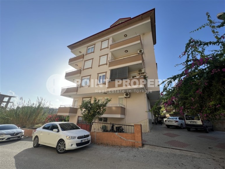 Spacious duplex apartment 4+1, with a total area of 200 m2, within walking distance from the center of Alanya-id-6786-photo-1